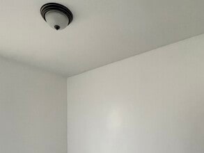 7352 S Yale Ave in Chicago, IL - Building Photo - Building Photo