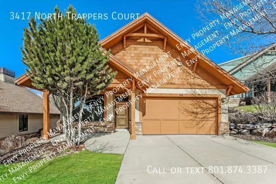 3417 N Trappers Ct in Eden, UT - Building Photo