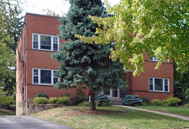 4959 Kelsch Ln in Cincinnati, OH - Foto de edificio - Building Photo