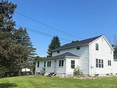 6049 S Bay Rd in Cicero, NY - Building Photo - Building Photo