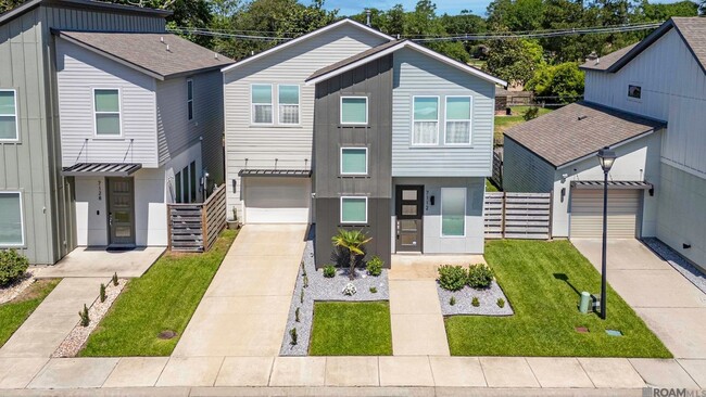 property at 7112 Kodiak Dr
