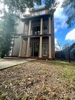 1330 N Duval St in Tallahassee, FL - Building Photo
