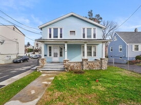 140 Stuart Ave in Norwalk, CT - Building Photo