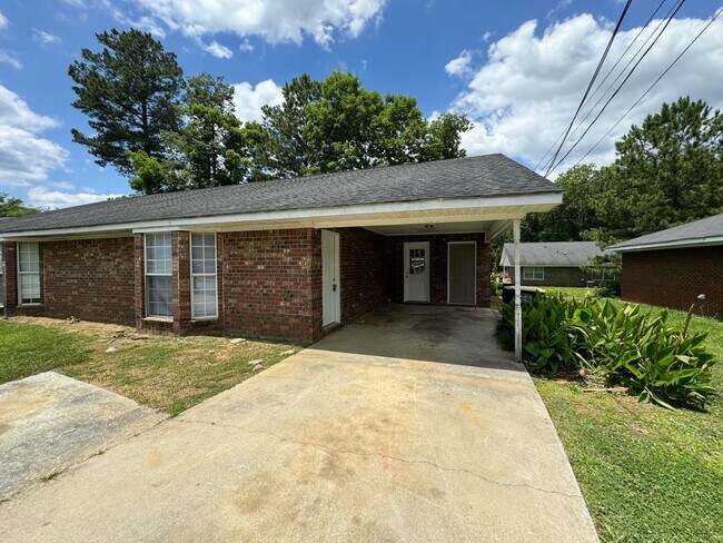 property at 10A Woodcreek Way SW