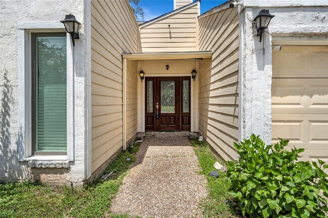 13014 Skymeadow Dr in Houston, TX - Building Photo - Building Photo