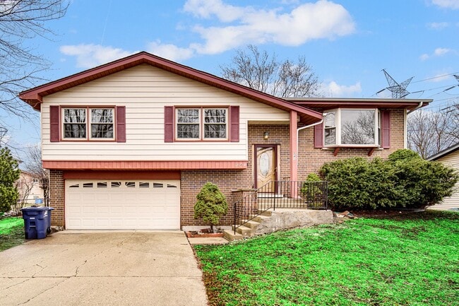 property at 541 S Warrington Rd