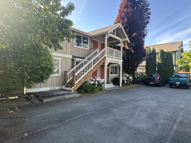 property at 415 Healy Ave S