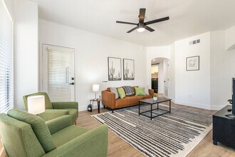 15608 N 71st St in Scottsdale, AZ - Building Photo - Building Photo