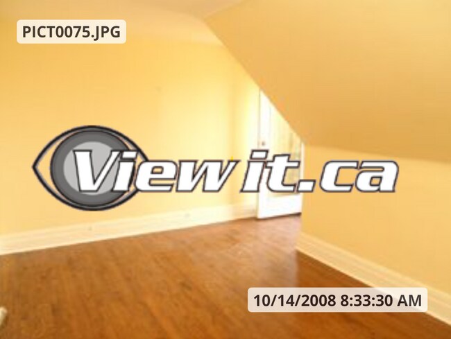 331 Clinton St in Toronto, ON - Building Photo - Building Photo