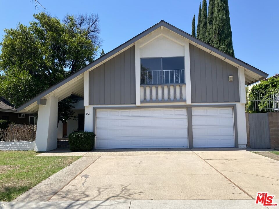 5541 Bellaire Ave in Los Angeles, CA - Building Photo