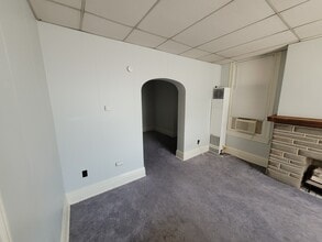 341 Atwood St, Unit 1 in Pittsburgh, PA - Building Photo - Building Photo