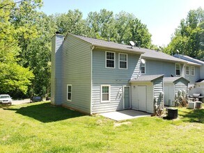 3908 Briarhill Dr in Charlotte, NC - Building Photo - Building Photo