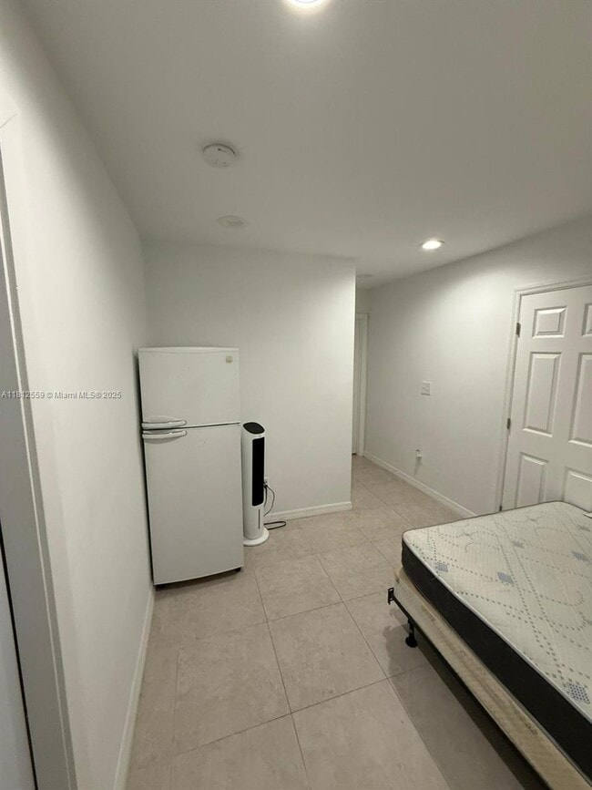property at 3101 SW 14th St