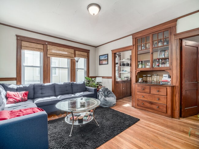 54 Upland Rd, Unit 1