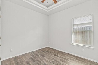 12 Downing Ave in Edinburg, TX - Building Photo - Building Photo