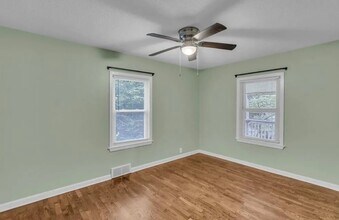 5406 N Central St in Kansas City, MO - Building Photo - Building Photo