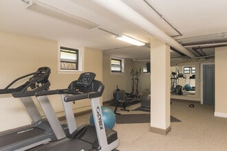 BJB Evanston - 1576 Oak in Evanston, IL - Foto de edificio - Building Photo