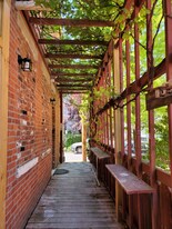 987 Parsons Ave in Columbus, OH - Building Photo