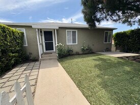831 N Maple St in Burbank, CA - Building Photo