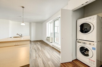 4974 Place de la Savane in Montréal, QC - Building Photo - Building Photo
