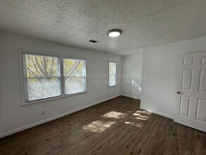 1303 Sweet Pine Dr in Norcross, GA - Building Photo - Building Photo