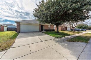12629 Azure Heights Pl in Rhome, TX - Building Photo