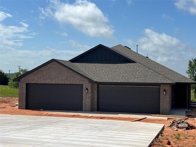 property at 2091 Brooklyn Ln