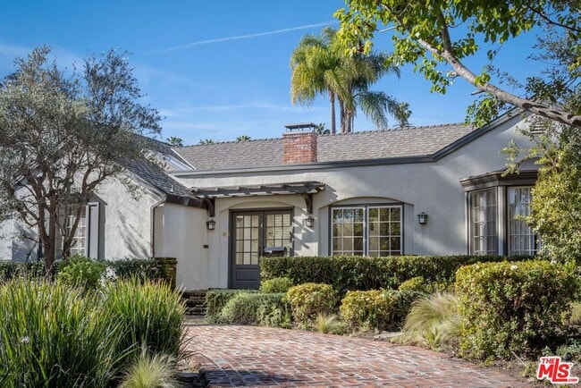 627 Elm Dr in Beverly Hills, CA - Building Photo - Building Photo