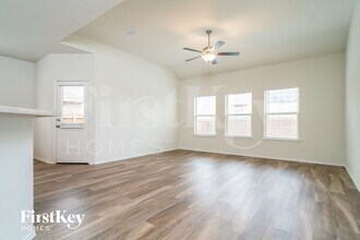 446 Stuart Ln in Fate, TX - Foto de edificio - Building Photo