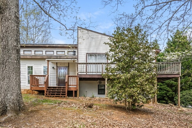 property at 4790 Old Briar Trail