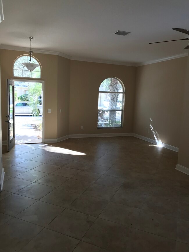 12 Saint Andrews Ct in Palm Coast, FL - Building Photo - Building Photo