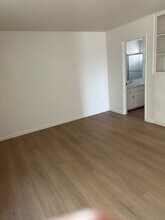 836 Manhattan Ave, Unit A in Hermosa Beach, CA - Building Photo - Building Photo