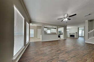 8523 Discus Dr in Humble, TX - Building Photo - Building Photo