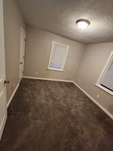 2724 Mapleton Ave in Norfolk, VA - Building Photo - Building Photo