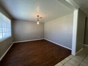 5413 32nd St in Lubbock, TX - Building Photo - Building Photo