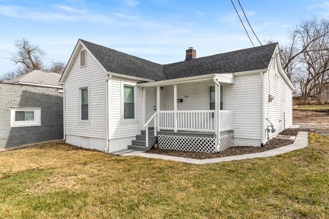 property at 2914 Woodson Rd