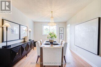 750 Griffith St in Oshawa, ON - Building Photo - Building Photo