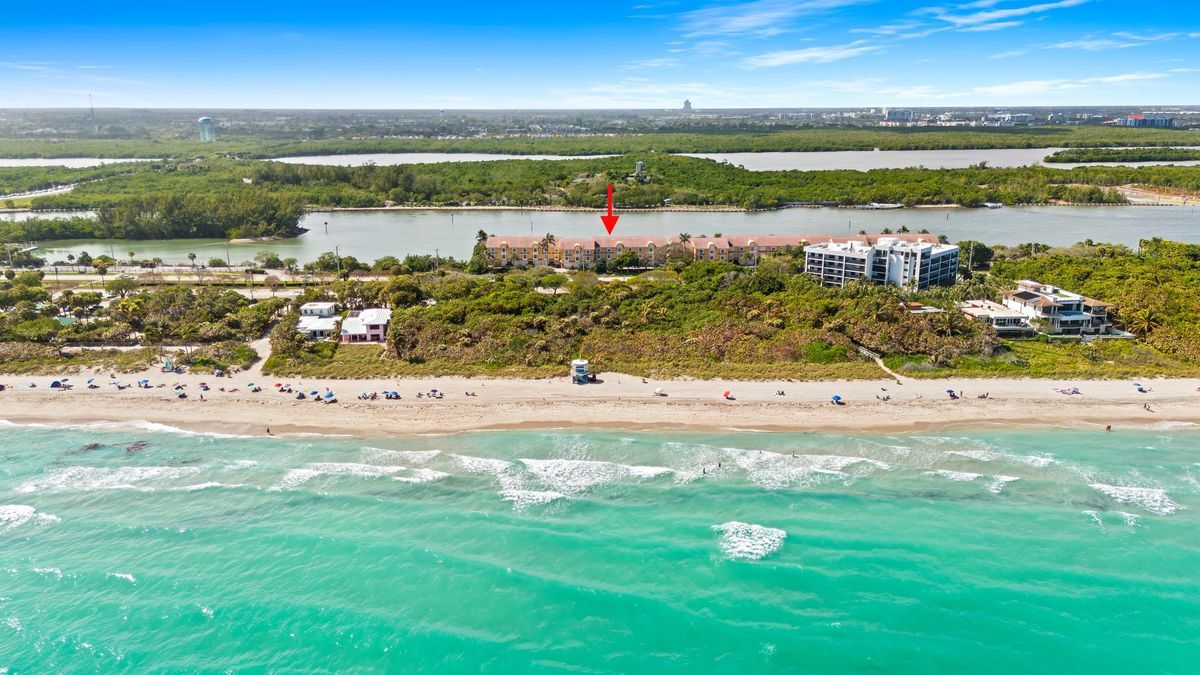 4030 N Ocean Dr in Hollywood, FL - Building Photo