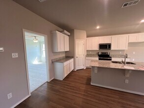 7216 E County Rd 99 in Midland, TX - Building Photo - Building Photo