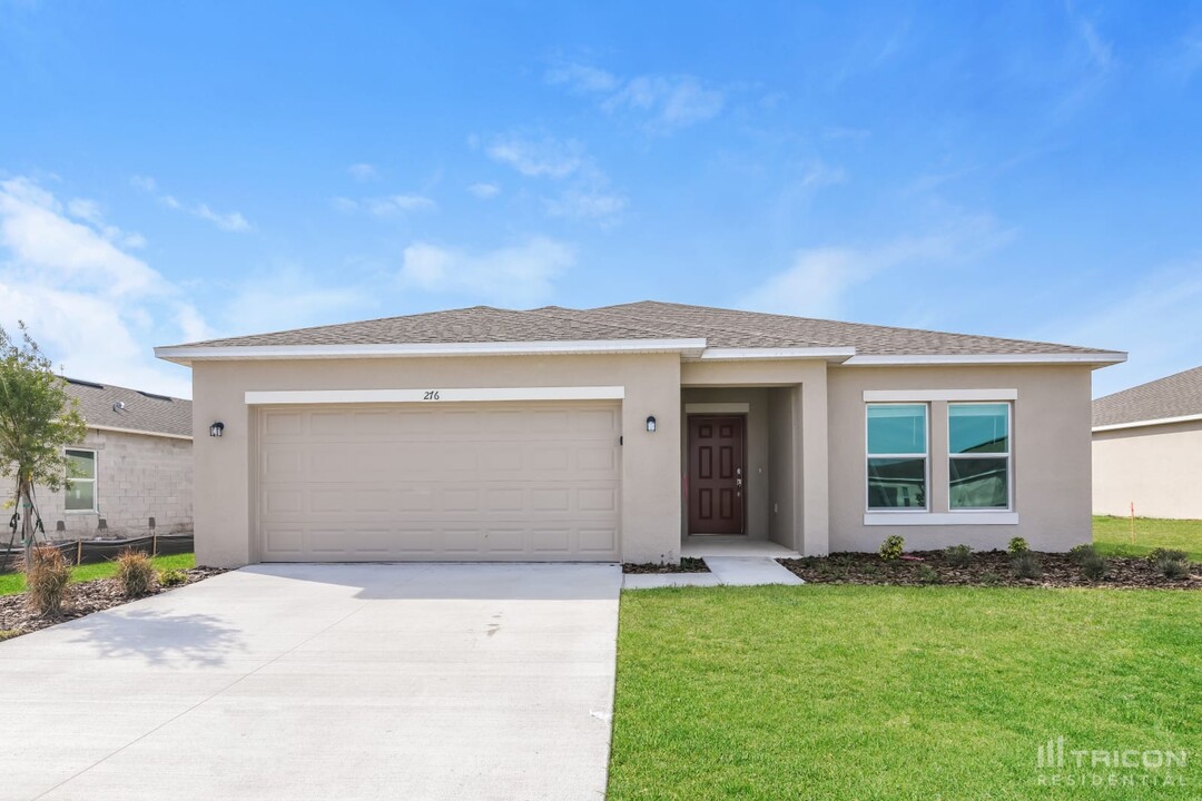 276 Garnet Ave in Kissimmee, FL - Building Photo