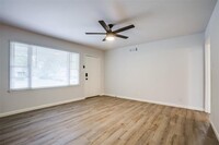 3125 Sheridan Dr in Garland, TX - Building Photo - Building Photo