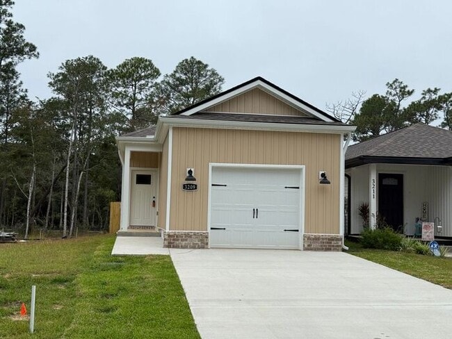 3209 Damon Dr in Milton, FL - Building Photo - Building Photo