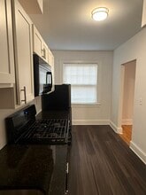 360 Laurel St in Hartford, CT - Foto de edificio - Building Photo