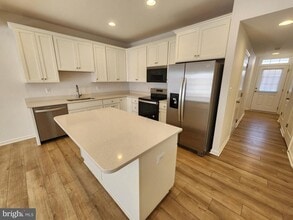 437 Hillsdale Pl in Martinsburg, WV - Building Photo - Building Photo