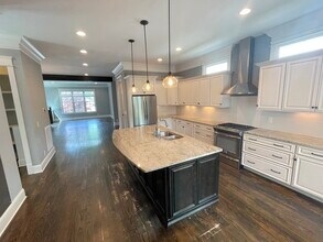 1605 Glen Echo Rd in Nashville, TN - Building Photo - Building Photo