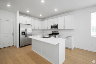 2284 Wildwood Ln in Daniel, UT - Building Photo - Building Photo