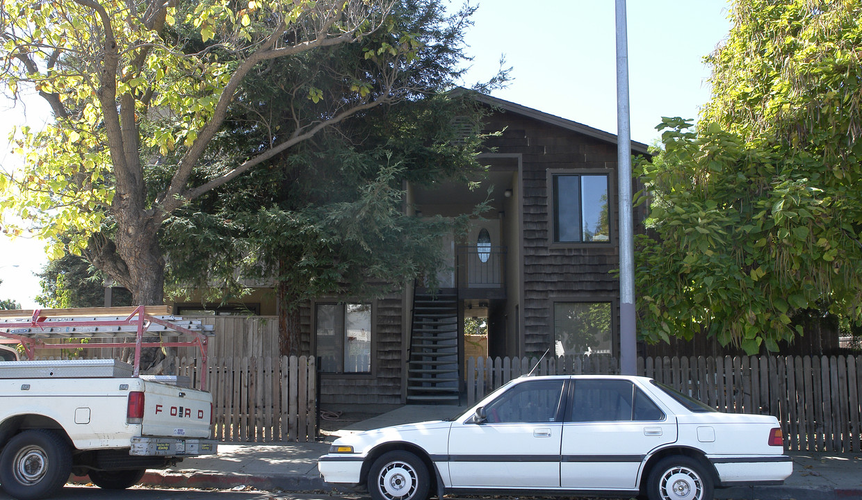 22755 1st St in Hayward, CA - Building Photo