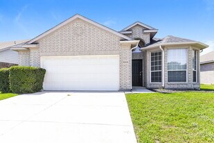 10505 Big Oak Dr in Fort Worth, TX - Building Photo