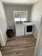 11001 Chula Vista Ave, Unit 4 in San Jose, CA - Building Photo - Building Photo