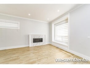 16591 25a Ave in Surrey, BC - Building Photo - Building Photo